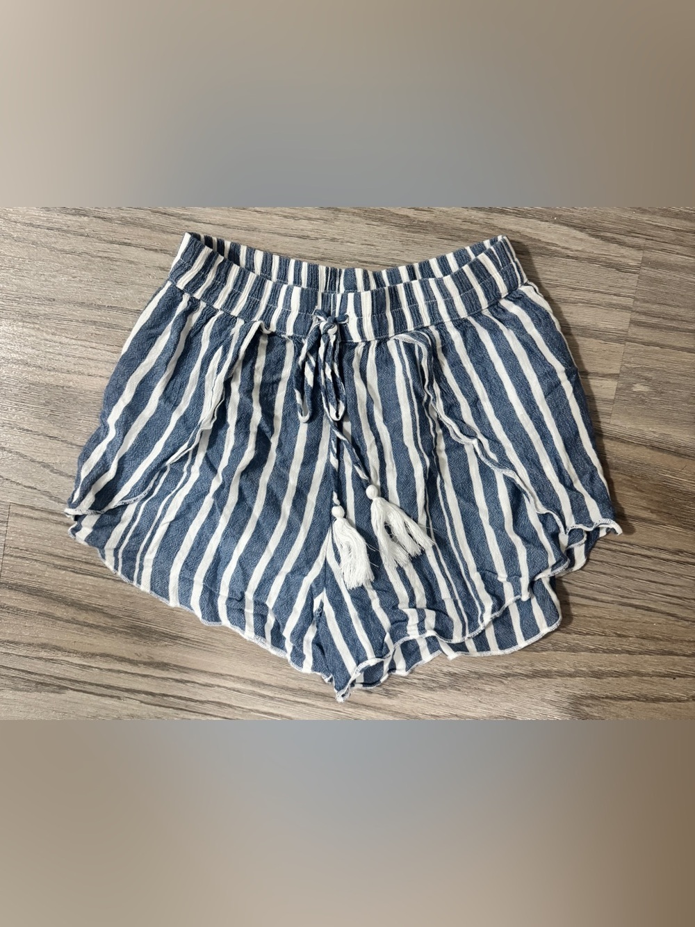 American Eagle Boho Blue & White Striped Coastal Granddaughter Beach Shorts XS